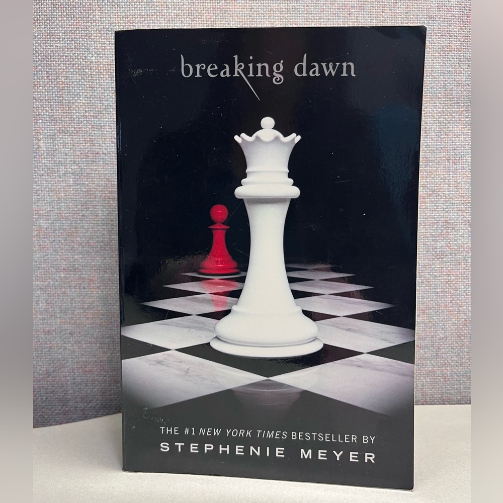 Breaking Dawn by Stephenie Meyer